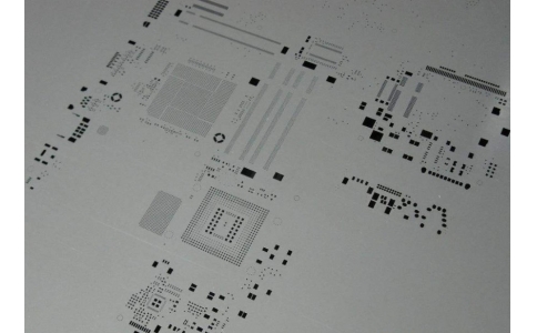 廣州電子加工廠的SMT貼片鋼網簡述